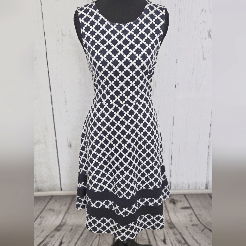 Womens Mauvette Pixley Marie knit dress Navy & White Zip Back Size Medium